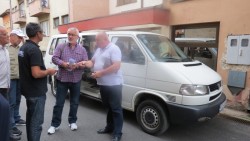 Ministar za privredu Esed Radeljaš donirao vozilo za prijevoz pacijenata