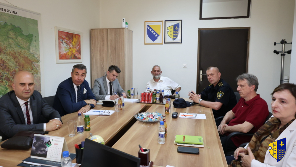 Održan inicijalni sastanak Radne grupe za izradu Strategije bezbjednosti cestovnog saobraćaja u BPK Goražde
