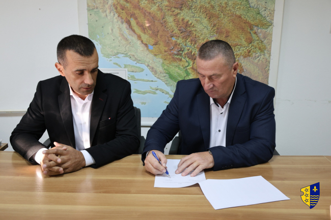 Potpisan ugovor o sufinansiranju “Rehabilitacija lokalnih puteva na području Općine Pale u FBiH”